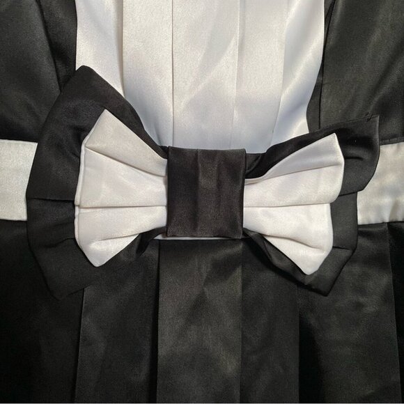 Rozeti Black and White Strappy Top with Bow Tuxedo - Picture 3 of 6